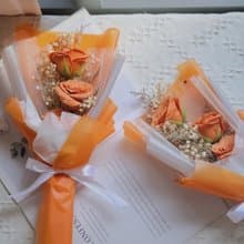 香皂玫瑰滿天星花束 .香皂花束