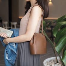 Blooms (Chocolate): Bucket bag, Lightweight, Mini Cross body, Brown