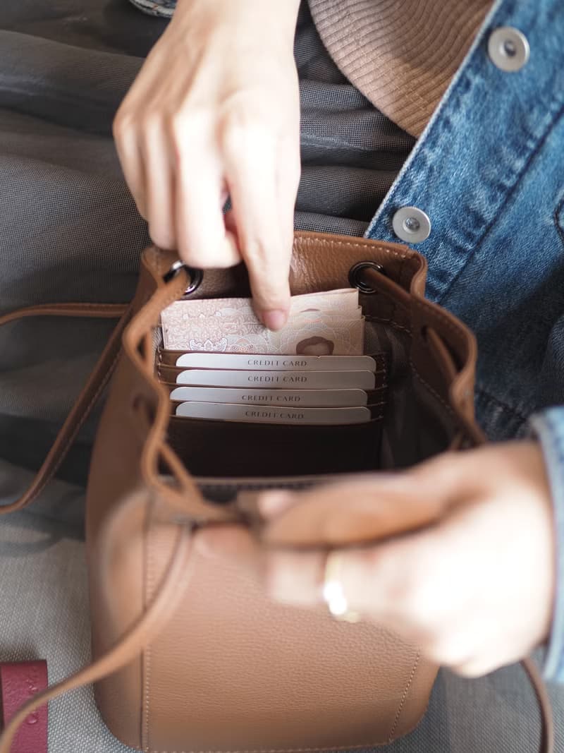Blooms (Chocolate): Bucket bag, Lightweight, Mini Cross body, Brown