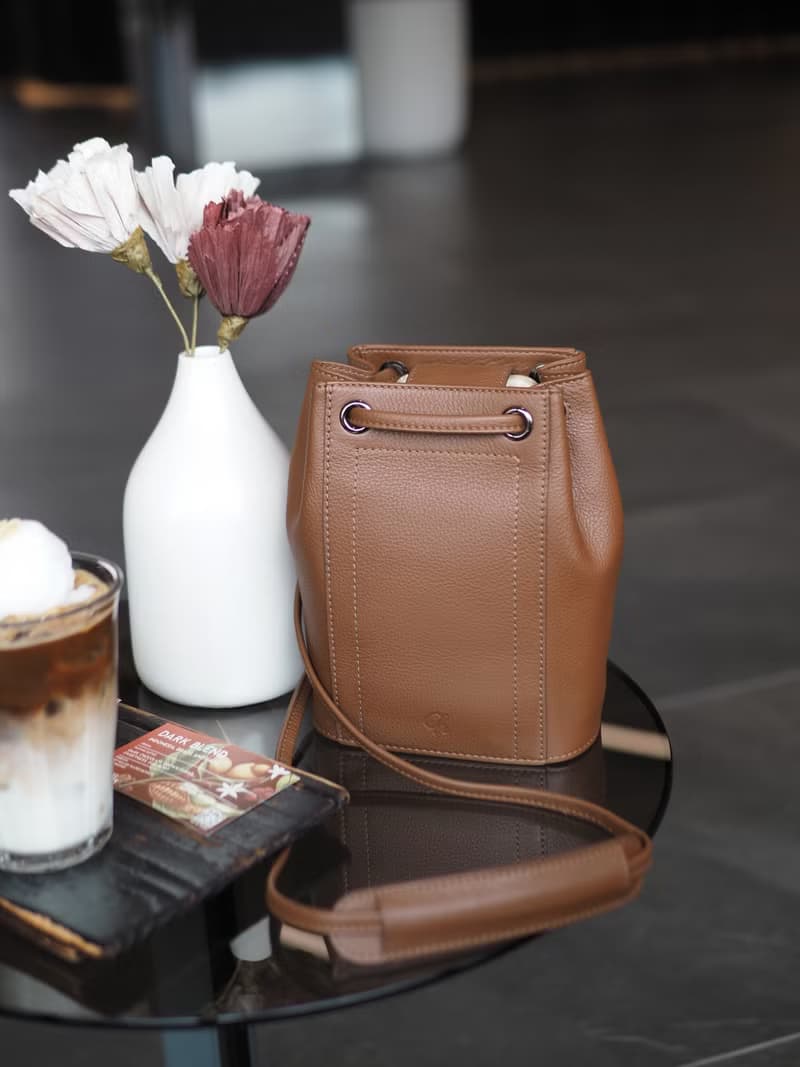 Blooms (Chocolate): Bucket bag, Lightweight, Mini Cross body, Brown
