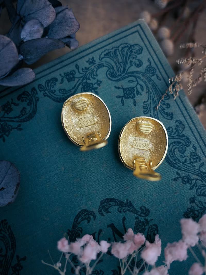 ORENA 貝殼色棋盤琺瑯耳環－法國古董首飾 Vintage Jewelry