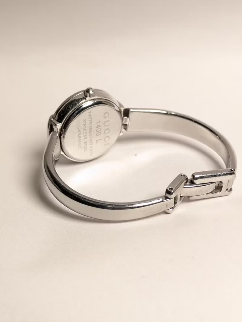 GUCCI vintage quartz watch 銀色盤手環式古董石英錶