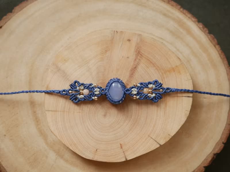NB43/SS24~ 藍玉髓 l 蠟線 l 手工編織 l 手環