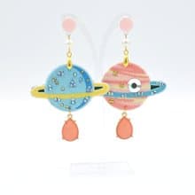 粉紅色刺繡土星圖案綴水晶寶石裝飾耳環 日本搞怪網紅時尚造型