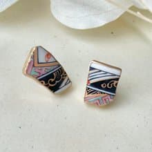 【金具が選べる】有田焼　金継ぎ　ピアス　イヤリング　和柄　伝統工芸　No.146