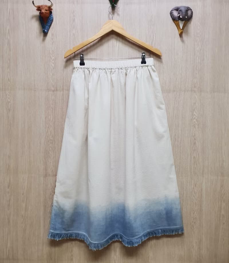 手繡裙 棉布 花卉 兔子 蘑菇 雲朵 彩虹