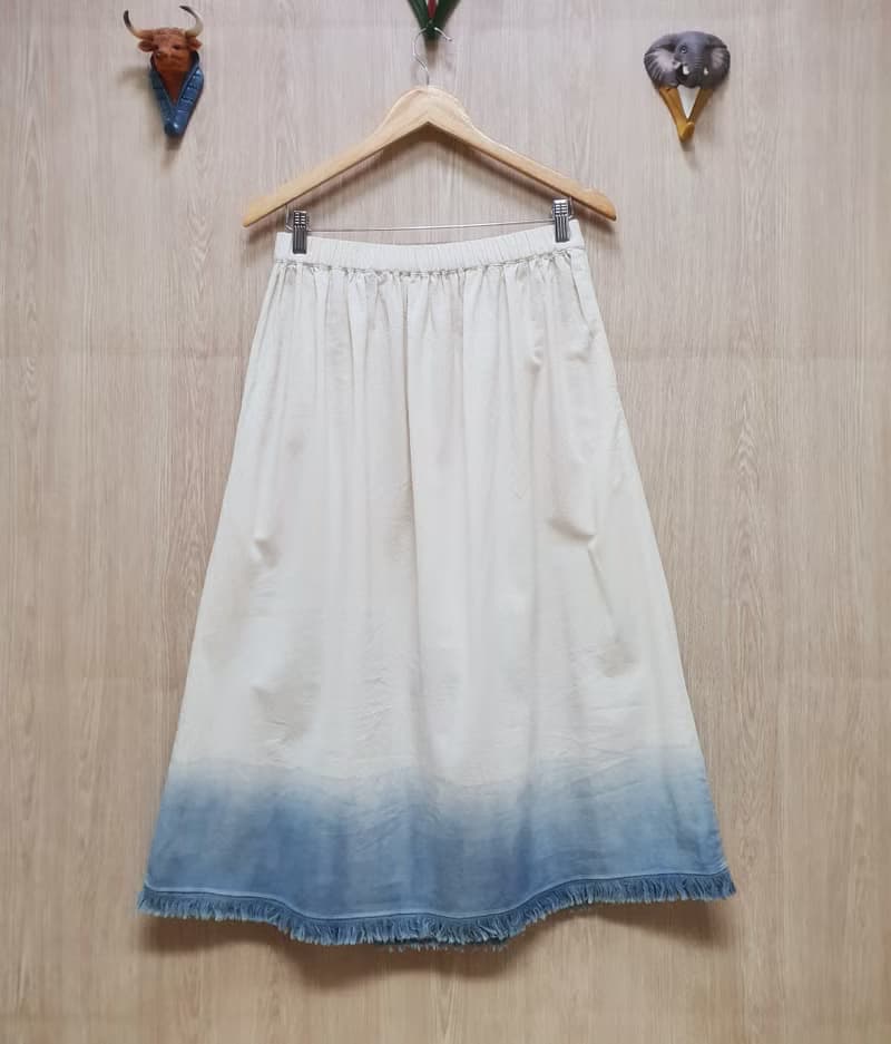 手繡裙 棉布 花卉 兔子 蘑菇 雲朵 彩虹