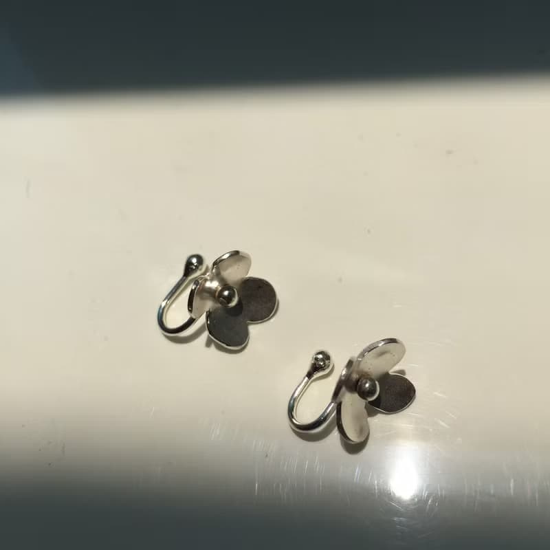 / 小草花c  /純銀耳環-925純銀耳針 / 夾式耳環