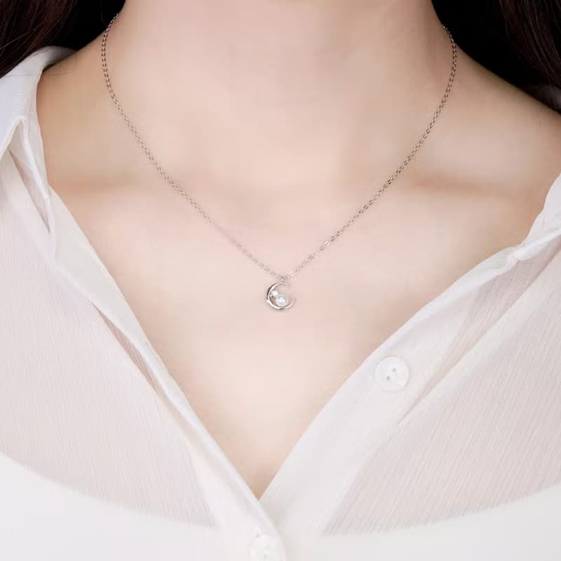 L'amour 優雅星月珍珠項鏈 (白金色)