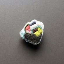 | 舊款出清5折 | 迷你手工刺繡胸針/別針 秋天的幾何系列03