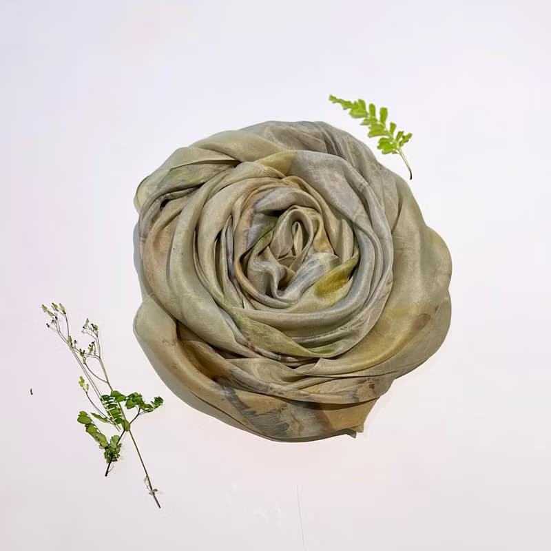 花葉移印染長絲巾 - 山葡萄響樂