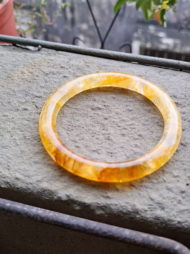 Miss feng天然石-天然黃膠花玉手鐲