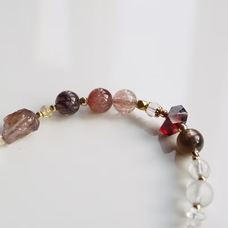 秋煙日影 | 兔毛水晶、拉長石、白水晶手鍊 925純銀