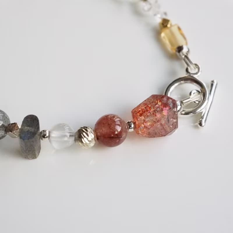 秋煙日影 | 兔毛水晶、拉長石、白水晶手鍊 925純銀