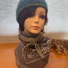 毛線小圍巾系列。蘇菲小圍巾。可繞2圈。中灰。100%克什米爾