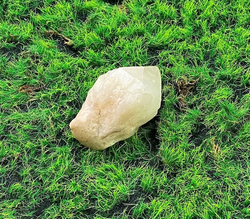 天然原礦磨砂感菠蘿骨幹白水晶 療癒 開運 淨化 能量 擺件