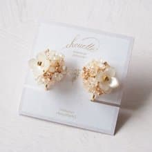 flowerピアス/イヤリング(white)