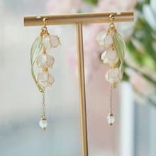 【新版】鈴蘭 • 米白 - 手工樹脂耳環飾品新年禮物