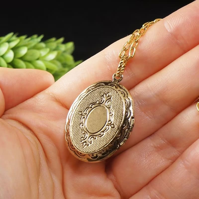 Amethyst Locket Necklace Lilac Purple Oval Gold Locket Pendant Necklace Jewelry