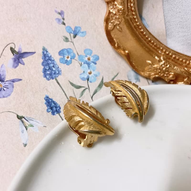 【西洋古董飾品】沙金葉脈羽毛 立體精緻細膩紋理 耳環耳夾