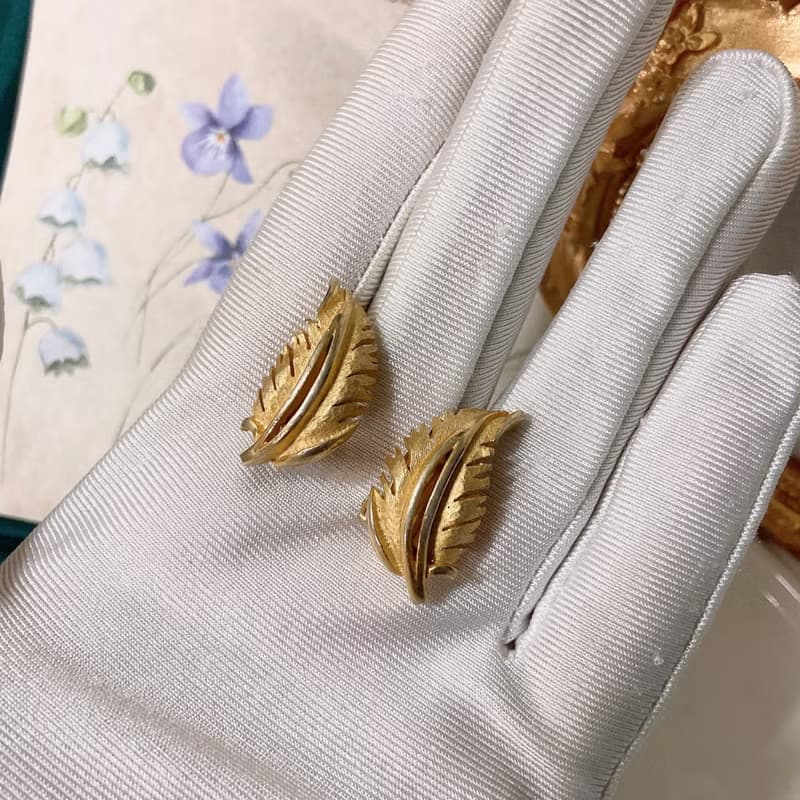 【西洋古董飾品】沙金葉脈羽毛 立體精緻細膩紋理 耳環耳夾
