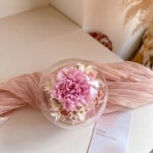 I 母親節禮盒 I 永生康乃馨玻璃球 不凋花 永生花 玻璃盅 母親節