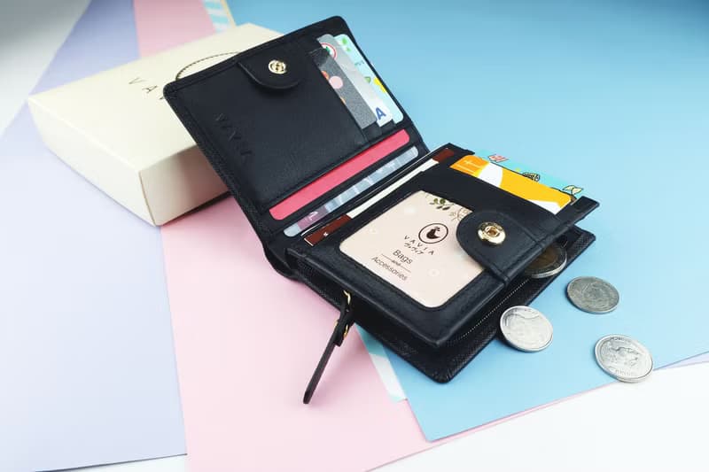 BLACK Pocket Book Short Wallet / Cow Leather