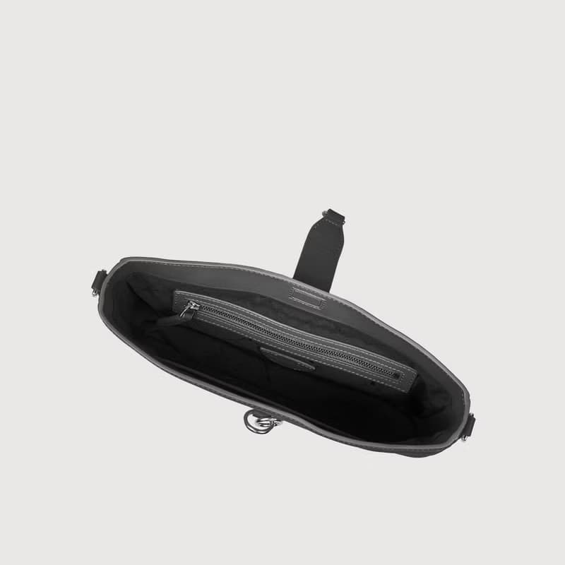 【免費贈送送禮提袋】馬克西 小肩包-黑色/ BF847-26-BK