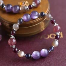 紫鋰雲母+草莓晶+堇青石+太陽石+石榴石+純銀水晶手鍊