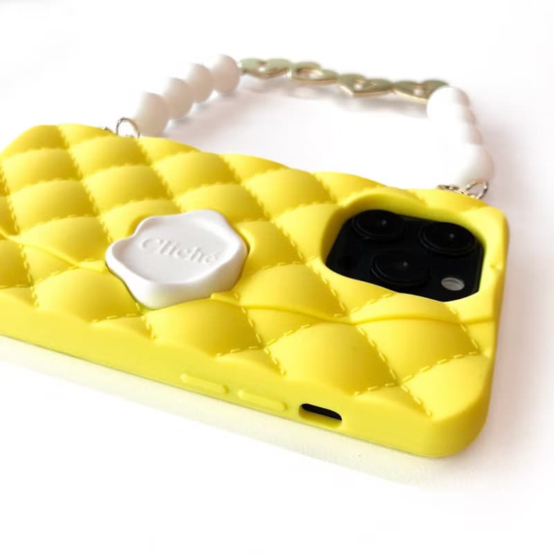 【Candies】iPhone 14 系列 - 經典小香風晚宴包 Love 黃 手機殼