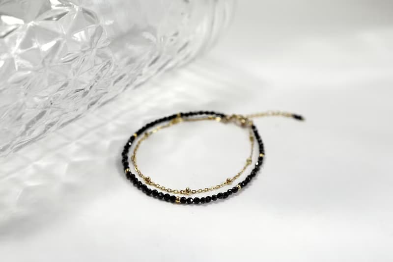 黑暗相擁。尖晶石手鍊