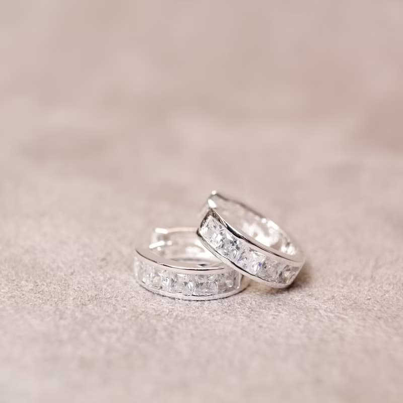 【SWS飾品】排列方格鋯石圈圈耳環 。純銀耳環、易扣耳環耳扣