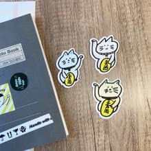 iii招財貓 插畫 切型貼紙 防水貼紙 三色一組 獨家可愛登場