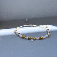 【新品】璀璨手環 (珍珠白)_ 水晶古董玻璃珠手鍊 可調手圍