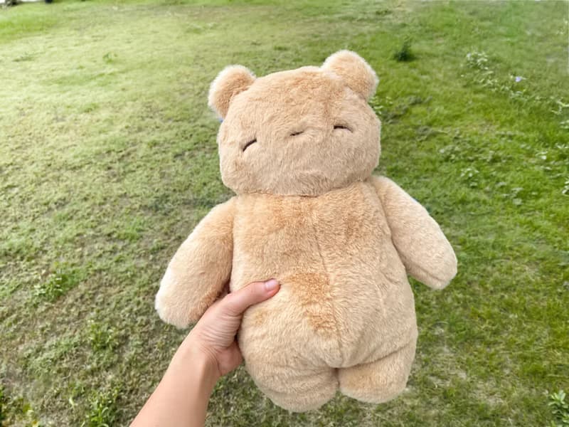 Soft and cuddly teddy bear, 40 cm.