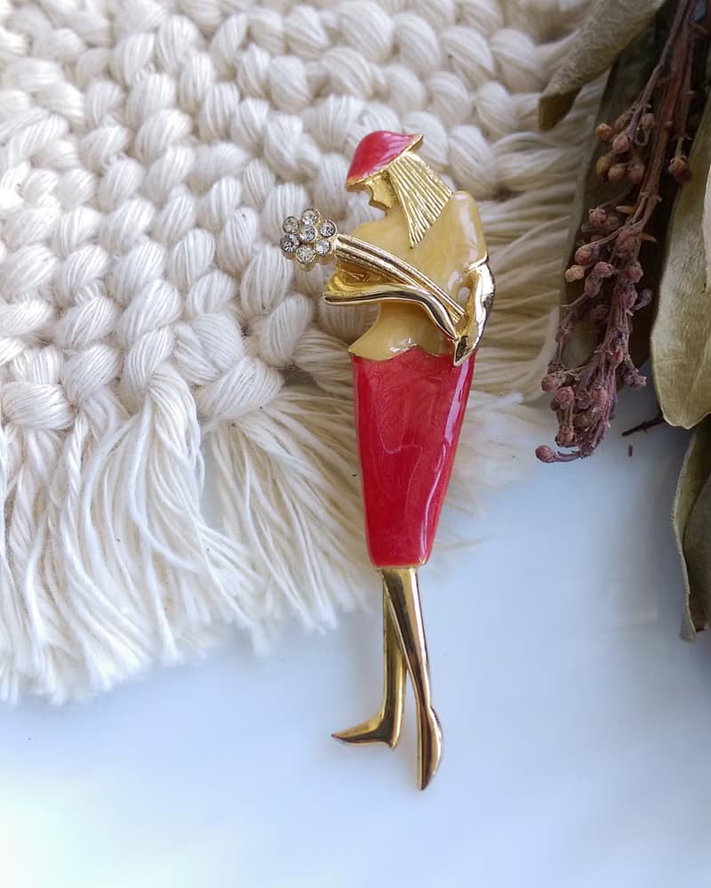 Vintage Jewelry 西洋古董飾品 抱花束的女人 別針