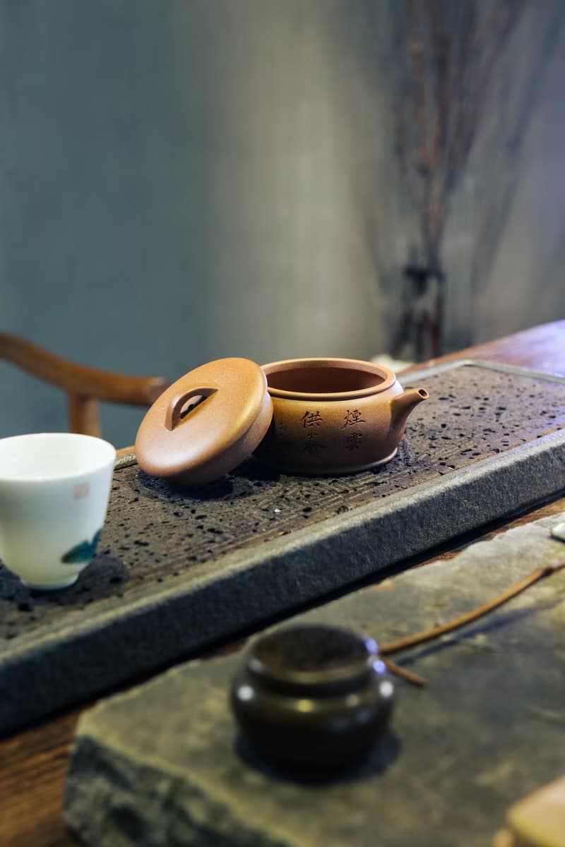 送禮紫砂壺茶壺雅颂 老段泥  老段泥 140ml 刘素素作品  此壶口盖