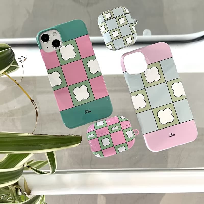 clover check hard phone case (deep pink)