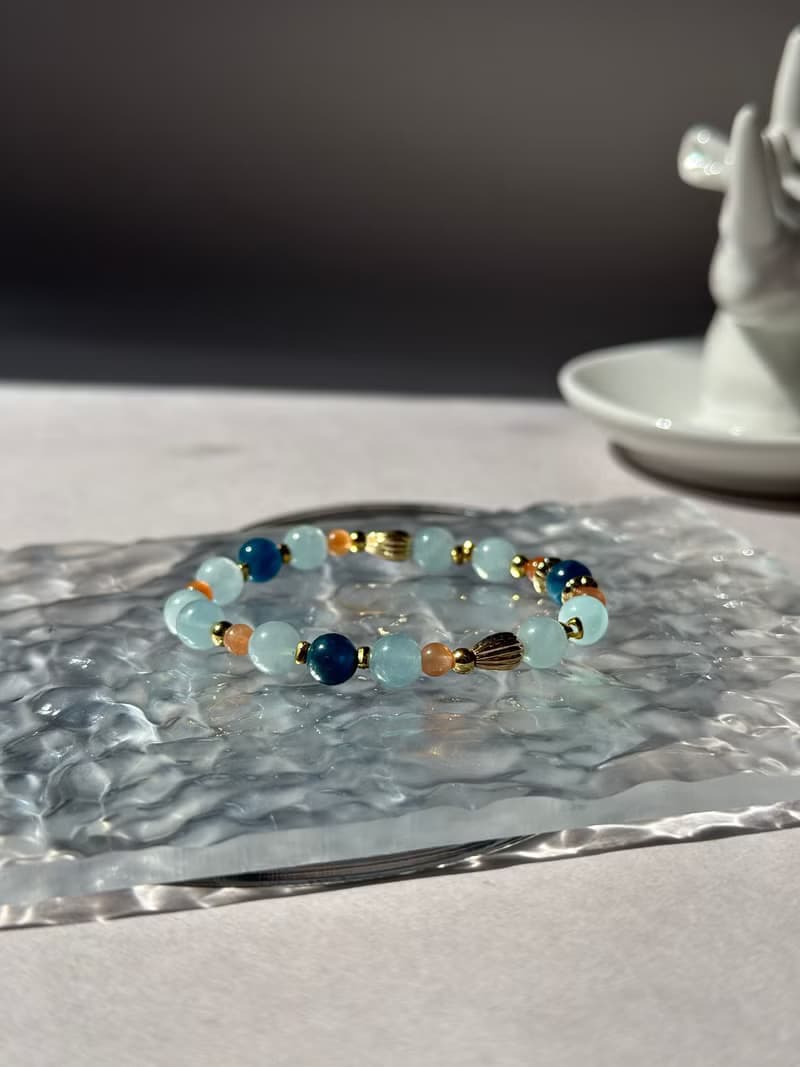 藍磷灰 海藍寶 彩髮晶 天然水晶手鍊 / 撫平情緒 增加自信