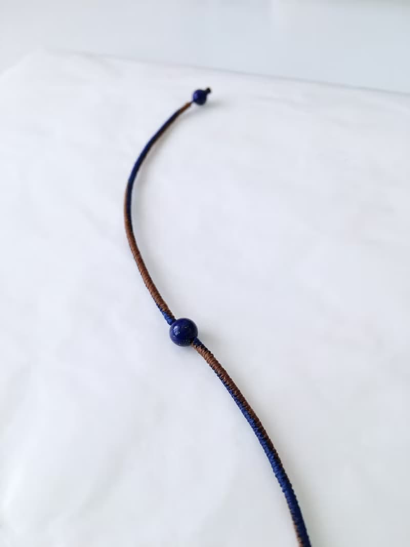 青金石 蠟線手環 極細 / 護身之石 帶珍珠耳環的女子 珍貴