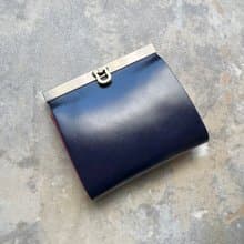 お札を折らない二つ折り財布avanico half ベルギー最高級レザー　ラピスラズリブルー