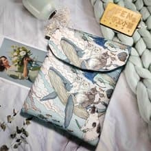 袋物系列-日本設計師布海洋旅程童話鯨魚與貓7.8吋電子書保護套