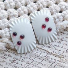 Vintage Jewelry 西洋古董飾品 白琺瑯 方形波浪 針式耳環