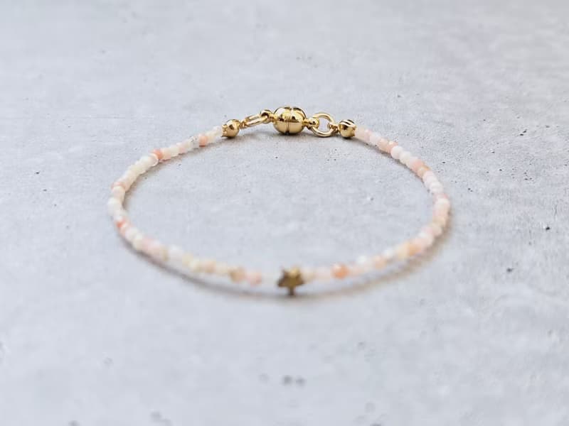 【日本製】ピンクオパール ブレスレット –  マグネット留め具 / 金属アレルギー対応