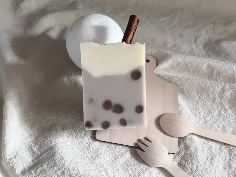 【台灣特色禮物】珍珠奶茶皂.野莓蛋糕皂.泡澡球