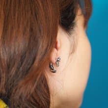 脱力猫ピアス グリ Silver 片耳