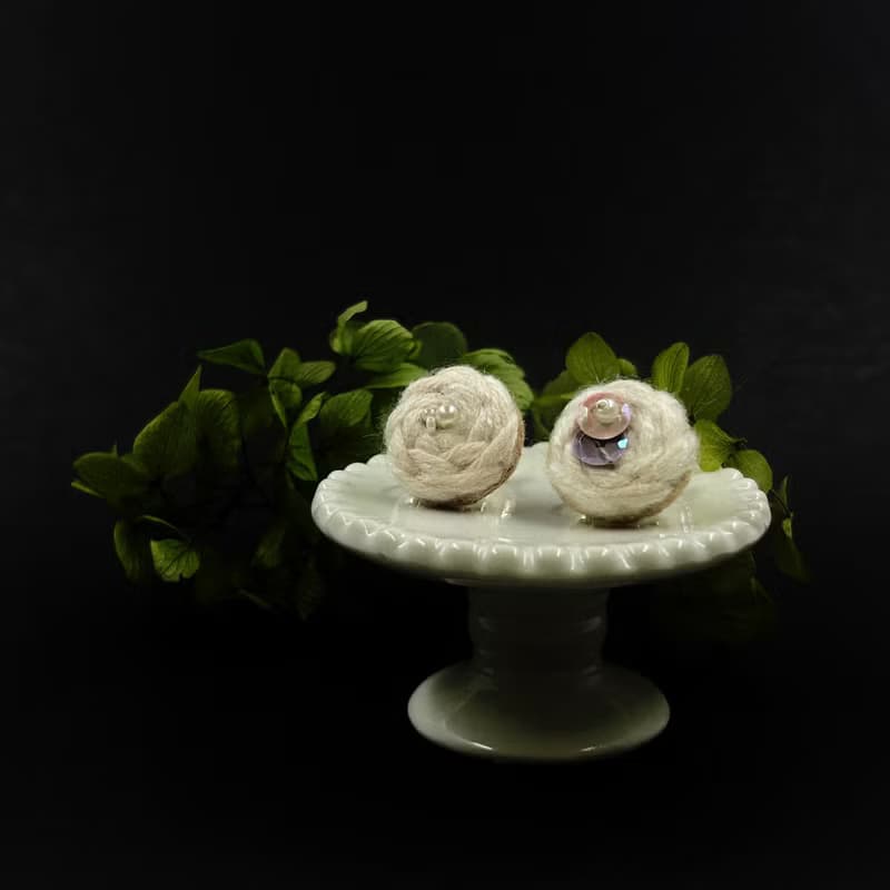 | 茷 | 耳夾 | #221 | 手刺繡可愛甜甜圈耳環