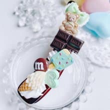 お菓子のバナナクリップ  スイーツデコ  フェイクスイーツ