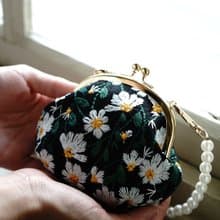 零錢包|經典刺繡花珍珠胖包|斜背包|共兩款