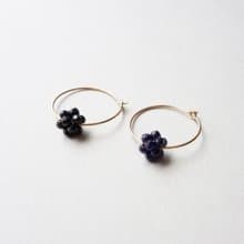 【14KGF】ブラックスピネルベリーフープピアス